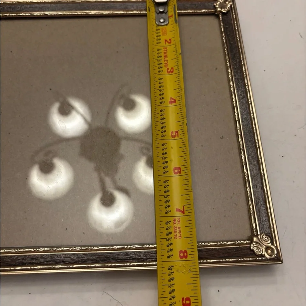 Vintage gold tone picture frame